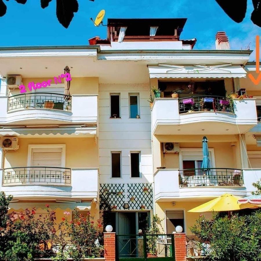 Peramos Apartments Néa Péramos Exterior foto
