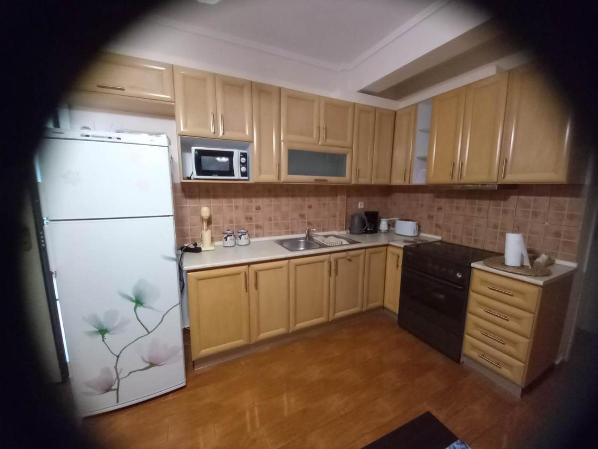 Peramos Apartments Néa Péramos Exterior foto